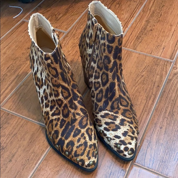 Leopard booties! Never worn - Picture 5 of 6